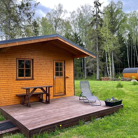 Marika Puhkekuela - Metsanurga Oeoemaja "Shared Bathroom" Nova Dış mekan fotoğraf
